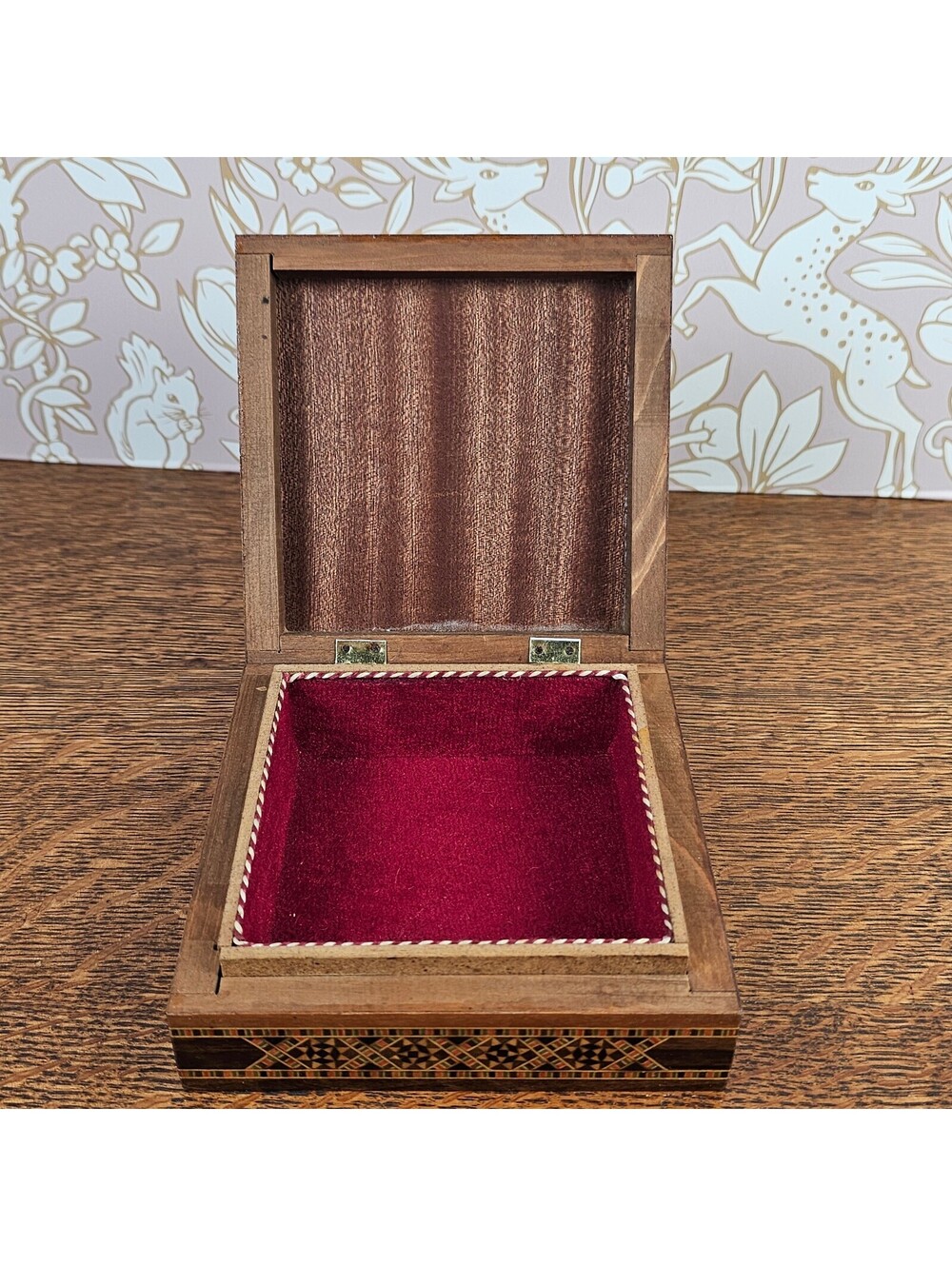 Vintage Damascus Mosaic Wood Jewelry Box Mother of Pearl Inlay 5 Inch - Picture 10 of 14